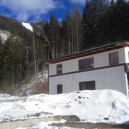 Ξενοδοχείο με διαμερίσματα Rulfik